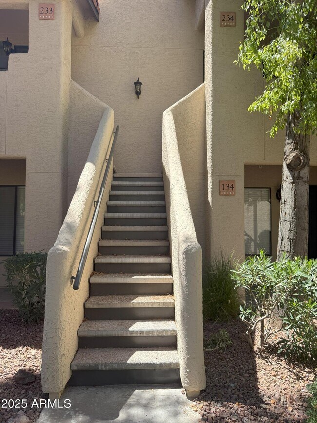 Building Photo - 7008 E Gold Dust Ave