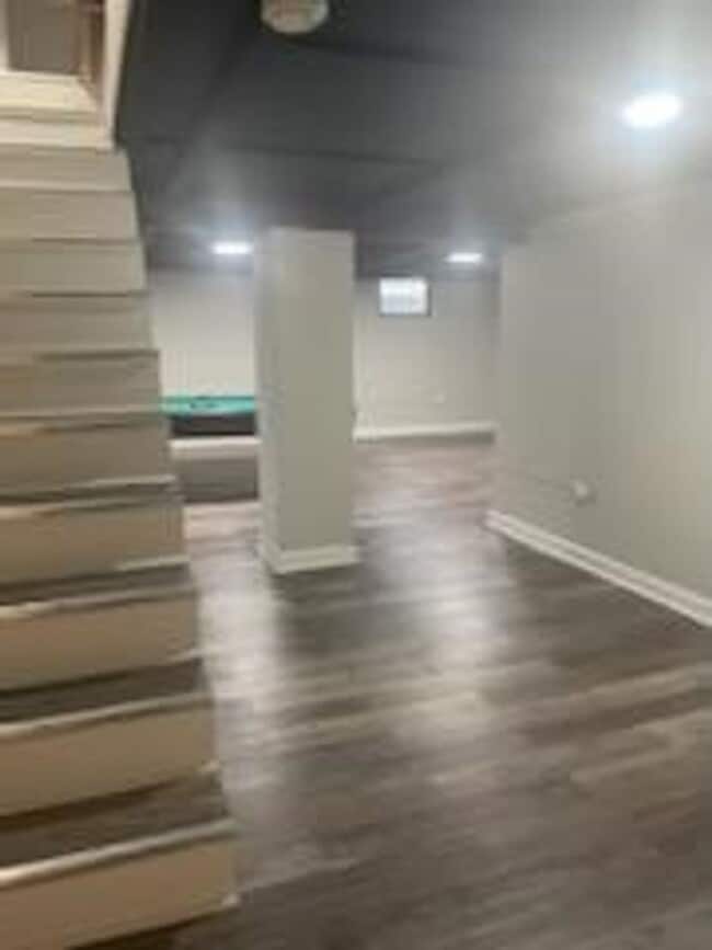 Building Photo - 3 Bedroom in Grayslake