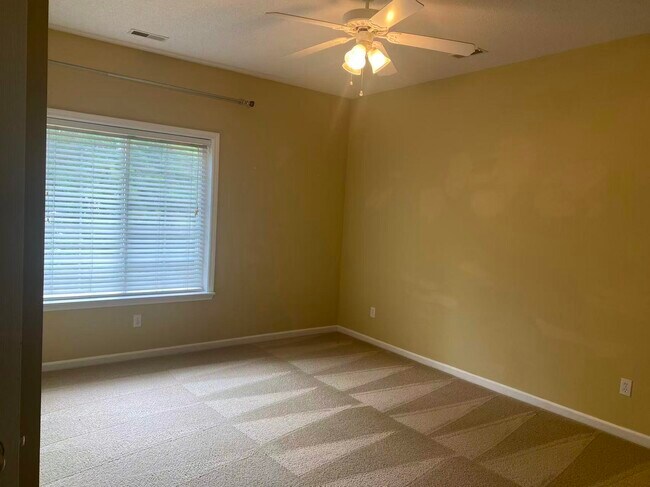 Building Photo - 1100 KENNESAW