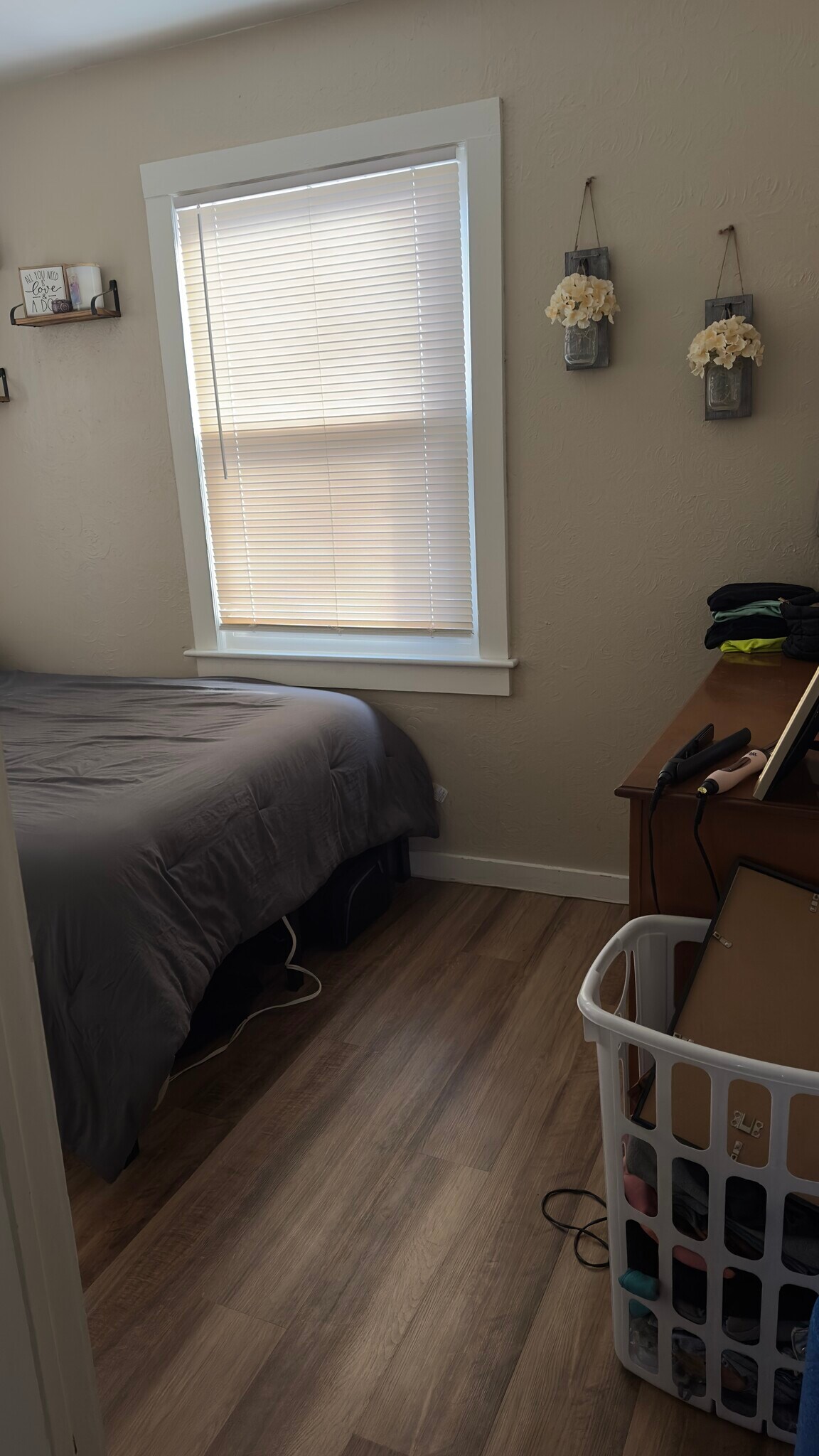 Building Photo - 4511 Madison Ave SE