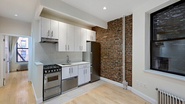 Interior Photo - 11 Stanton Street