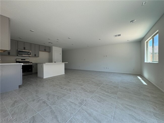 Building Photo - 5331 Barcola Ave