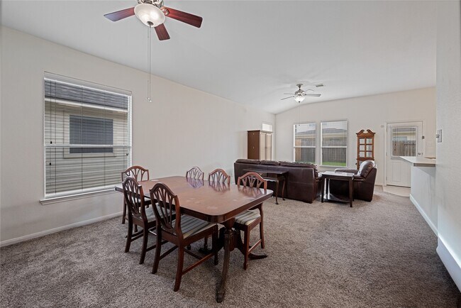Building Photo - 21314 Bella Flora Ct