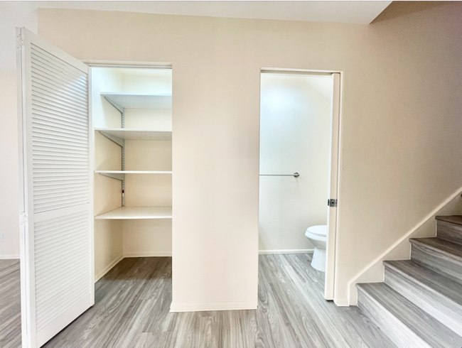 Building Photo - 98-1421 Kaahumanu Street