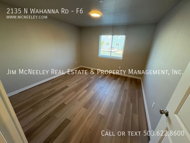 Building Photo - 2135 N Wahanna Rd