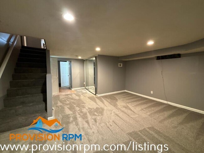 Building Photo - 2227 Southorn Rd