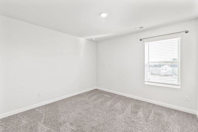 Building Photo - (Coming Soon) Beautiful 4 bedroom home in Belmont!