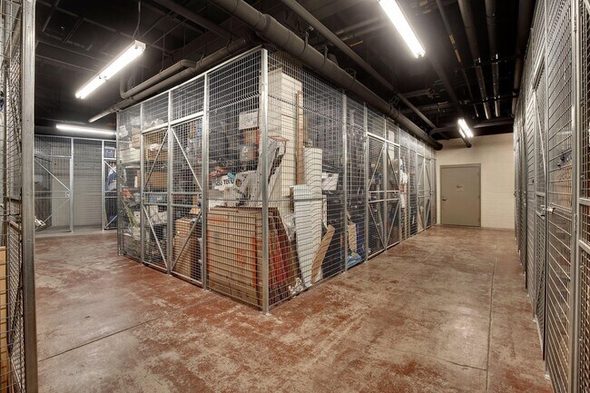 Building Photo - 404 Washington Avenue N 104
