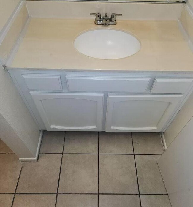 Building Photo - 38710 10th St E