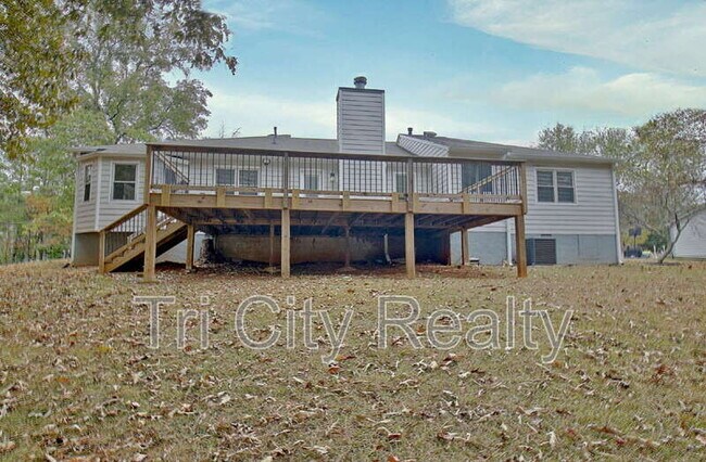 Building Photo - 150 Drennan Dr