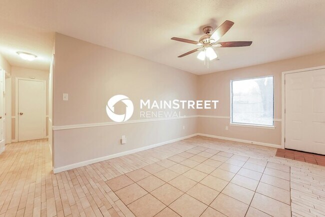 Building Photo - 3 Bedroom Pet-Friendly Home in Horn Lake, MS with Main Street Renewal