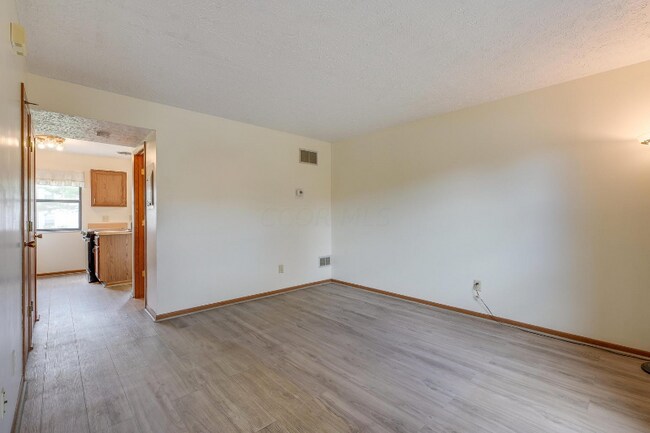 Building Photo - 655 Alta View Ct