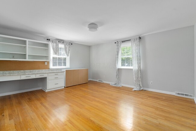 Building Photo - 4260 Reedbury Ln