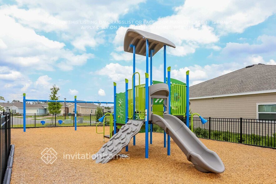 Building Photo - 7979 Thyme Trl