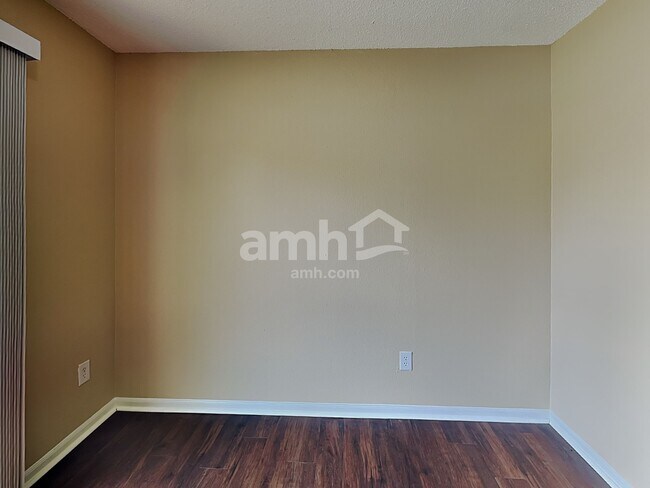 Building Photo - 10321 Hornton St