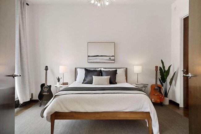 Building Photo - 201 S 11th St