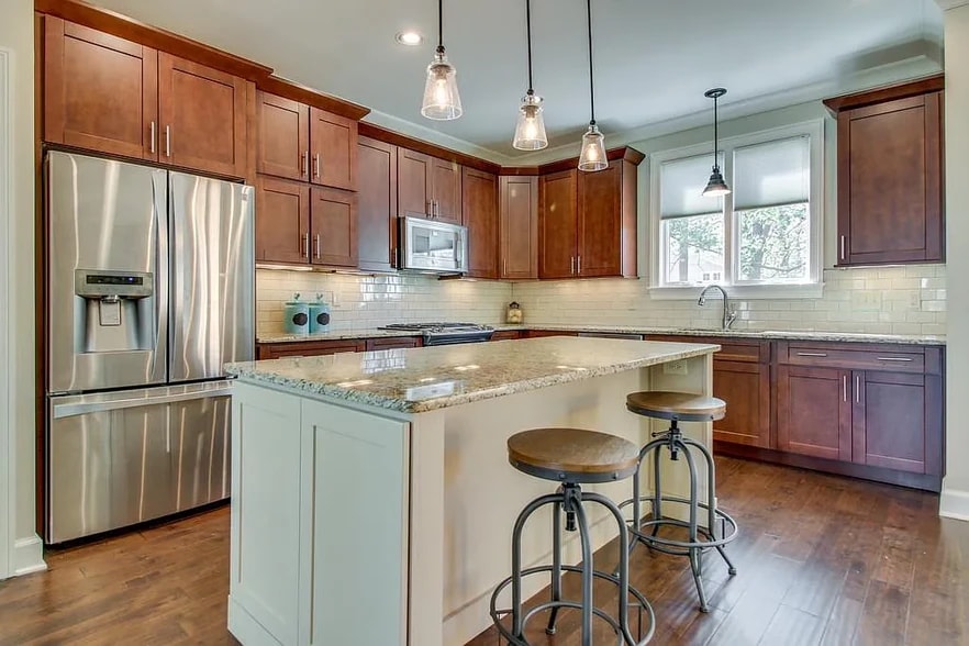 Kitchen Island - 823 Knox Ave