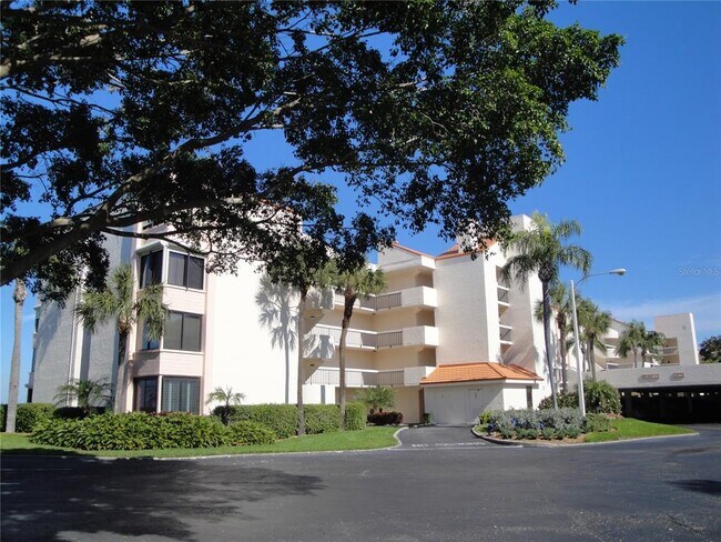 Building Photo - 5724 PUERTA DEL SOL Blvd