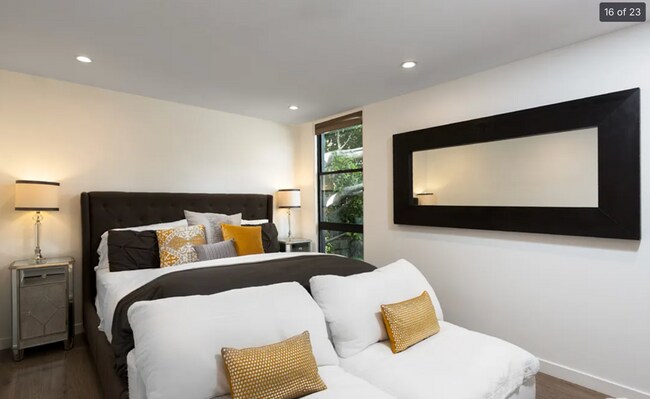 Building Photo - Come home to this Modern 2-bedroom Townhome in West Hollywood!