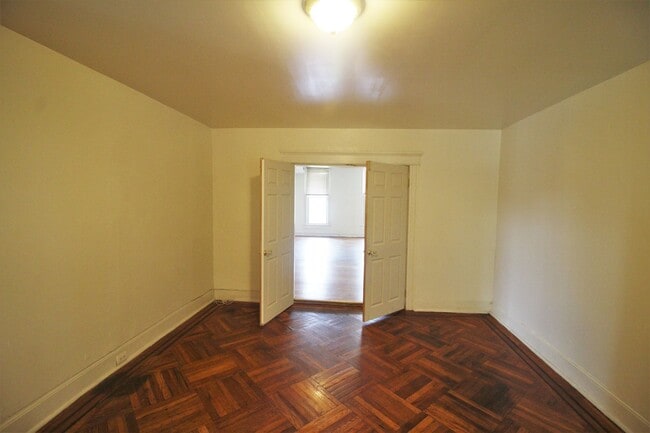 Building Photo - 2026/2027 JHU Off-Campus Awesome 6bd/3ba spacious and CAC! Available 6/15