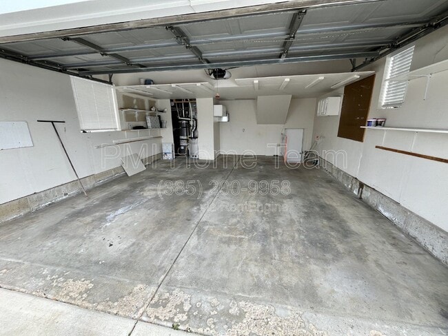 Building Photo - 1820 N 285 W