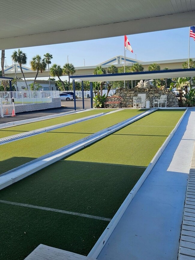 Building Photo - Beautiful fully furnished one bedroom, one bath manufactured home in a 55+ deed restricted gated ...