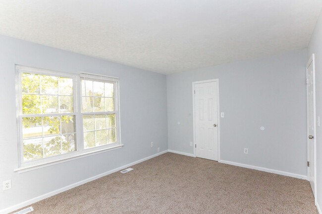 Building Photo - Charming apartment for rent in Chesapeake!