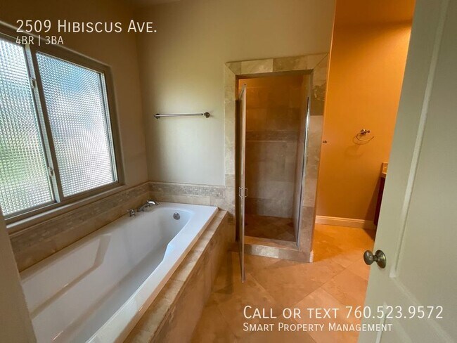 Building Photo - Best Deal in Vista!