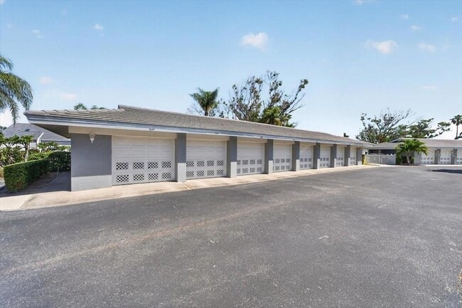 Building Photo - 1343 Perico Point Cir
