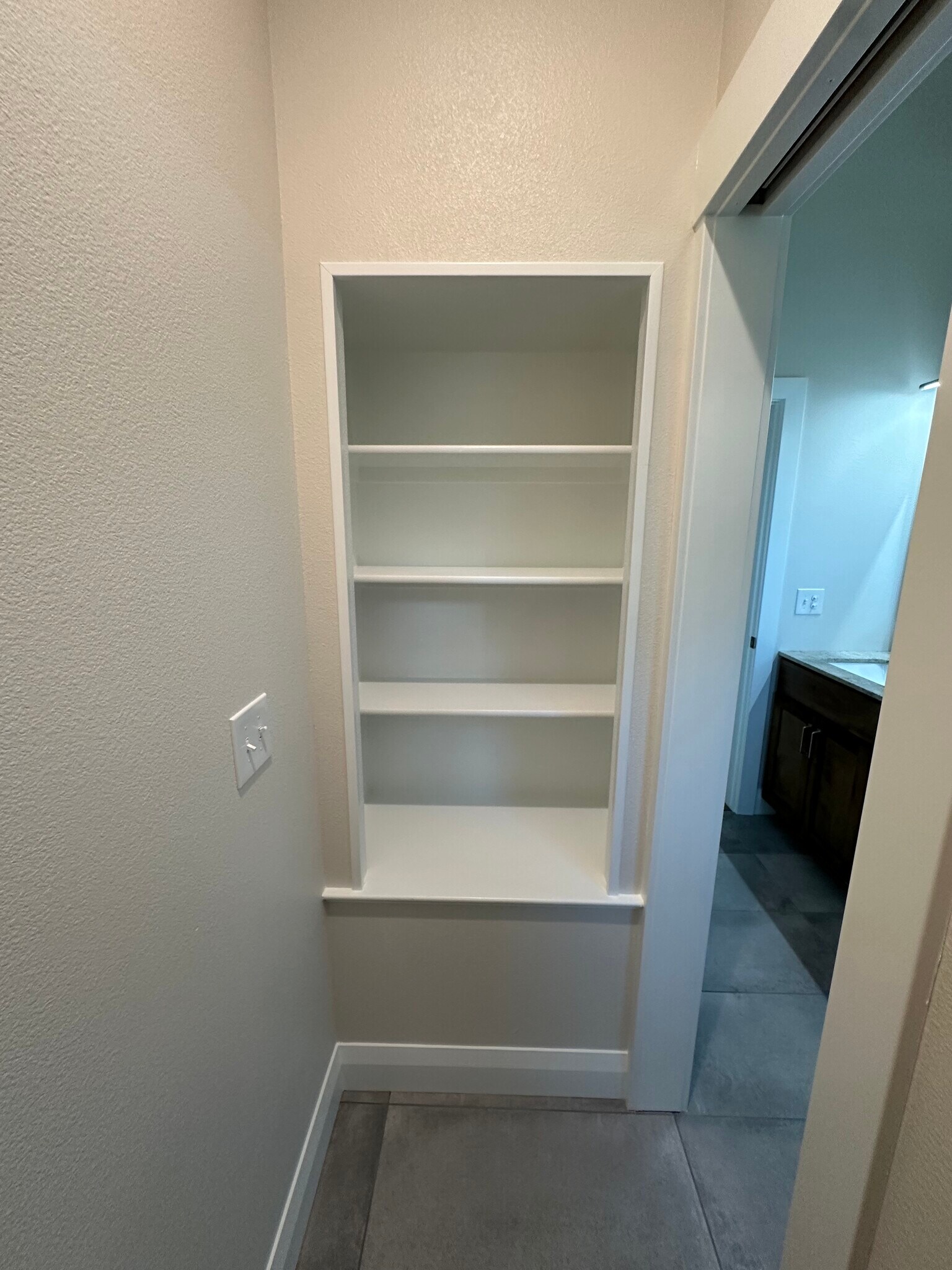 Building Photo - 918 N El Paso St