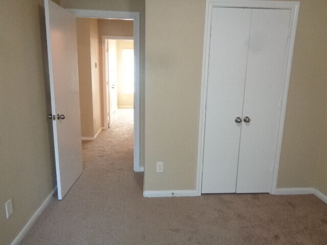 Building Photo - 8002 Big Oak Dr