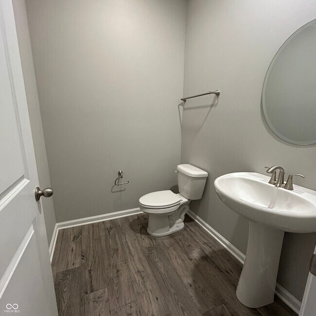 Building Photo - 1913 Downey Ln