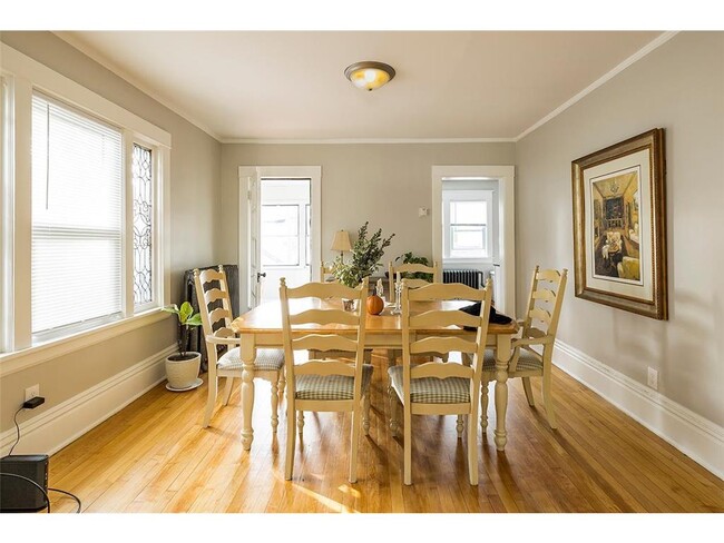 Dining Room - 942 Dayton Ave