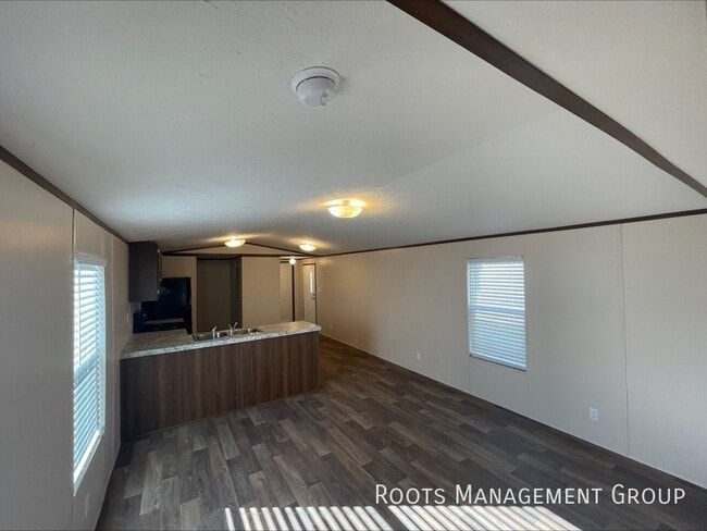 Building Photo - Home Available to Lease - Apply Today!
