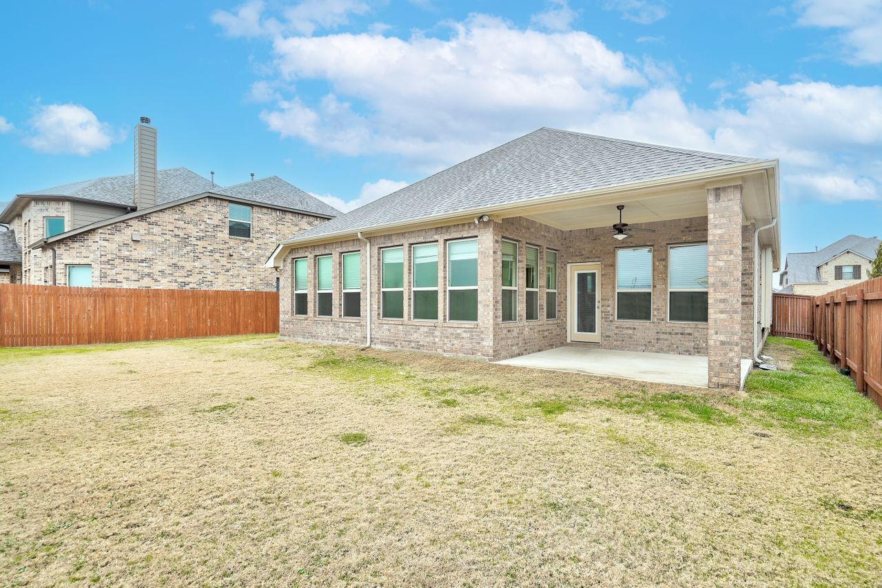 Building Photo - 213 Mindy Way