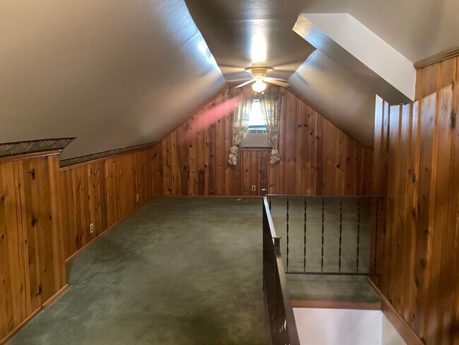 Building Photo - 226 N Delmar Ave