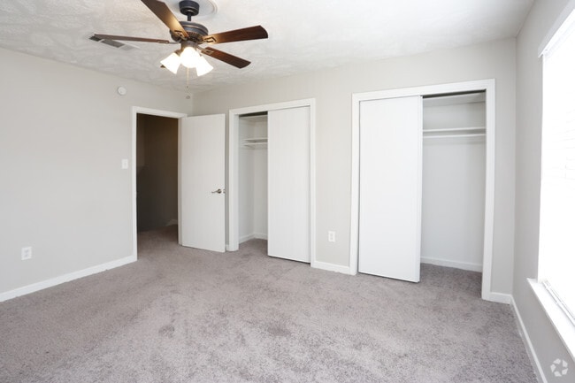 2BR,1-1/2BA - X - Arlington