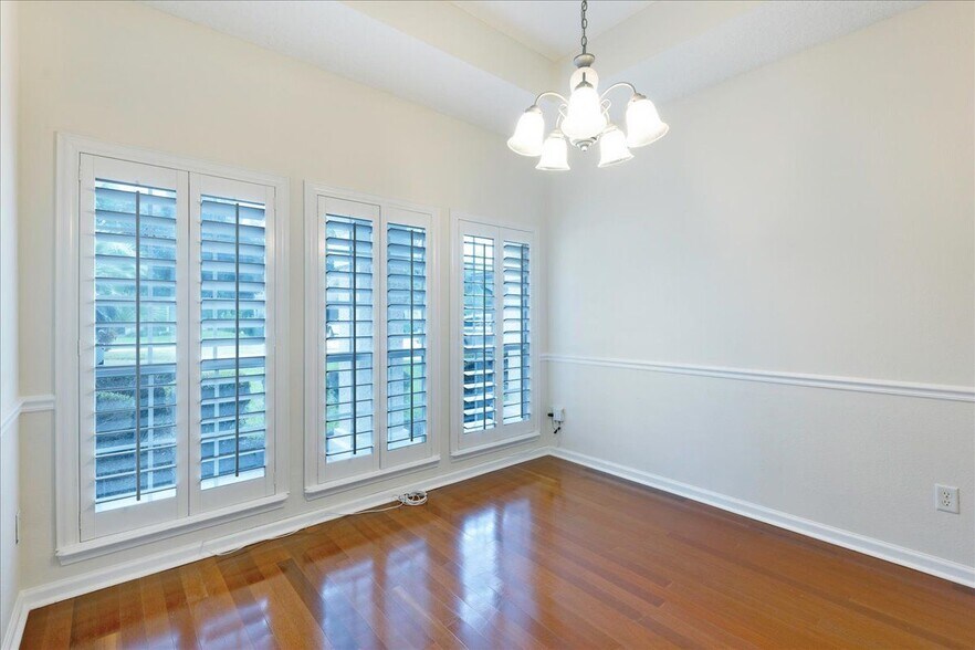 Building Photo - 4569 Comanche Trail Blvd