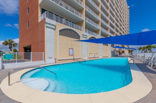 Building Photo - 365 E Beach Blvd