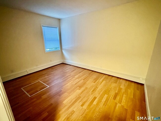 Building Photo - 1163 Bullet Hill Rd