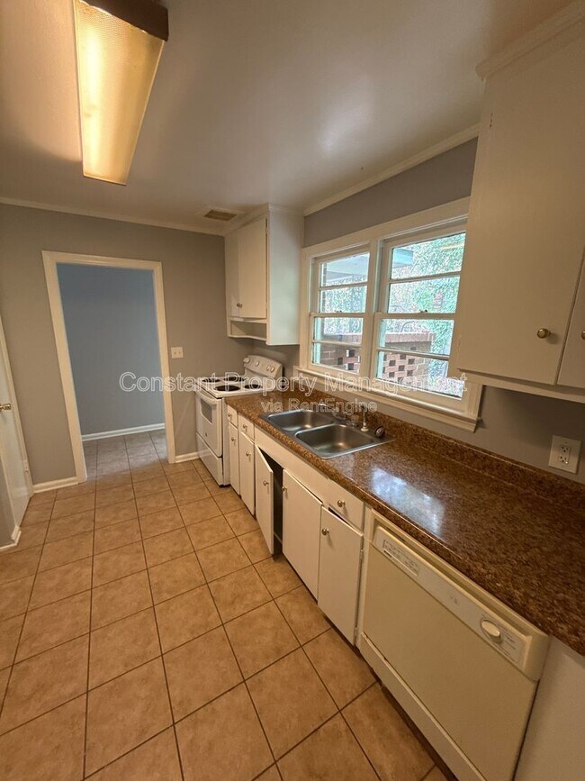 Building Photo - 2873 Audubon Cir