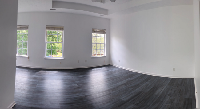 Building Photo - 2100 Allendale Pl