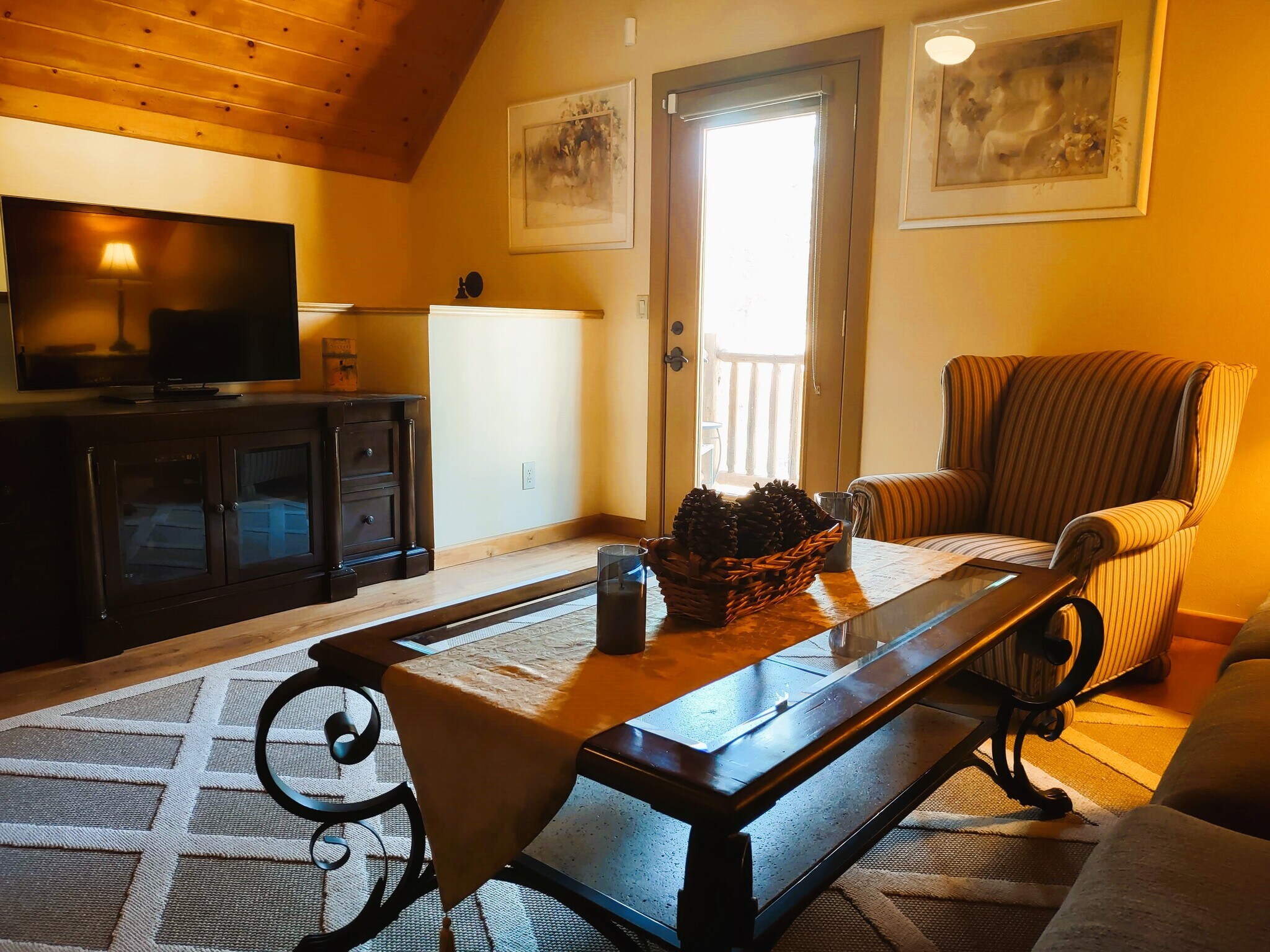 Living Room with Balcony Access - 59570 Devils Ladder Rd