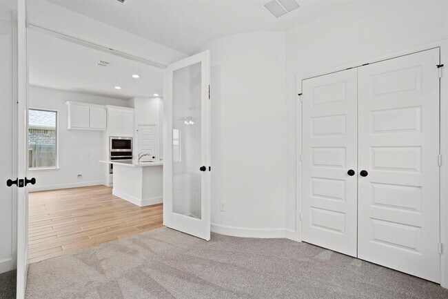 Building Photo - 27106 Cutleaf Daisy Ct