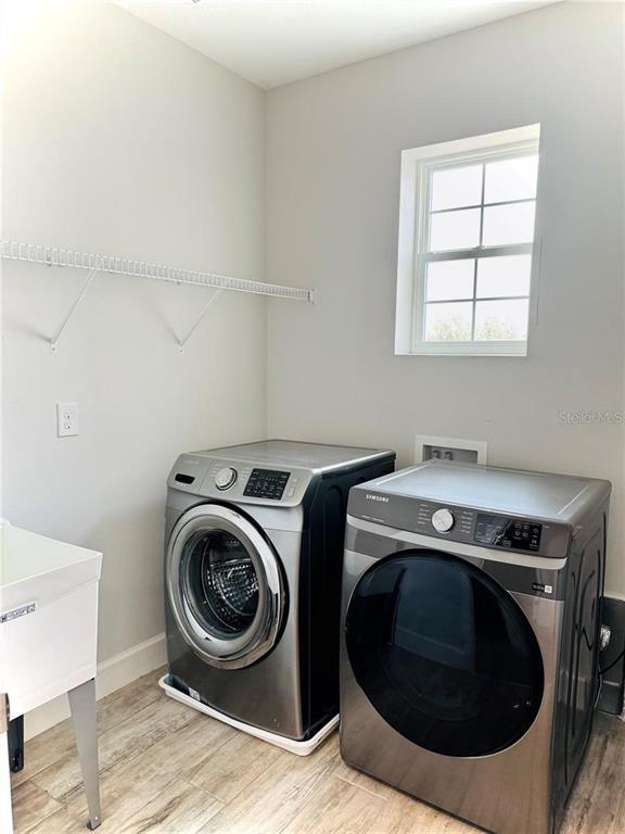 Building Photo - 6116 Colmar Pl