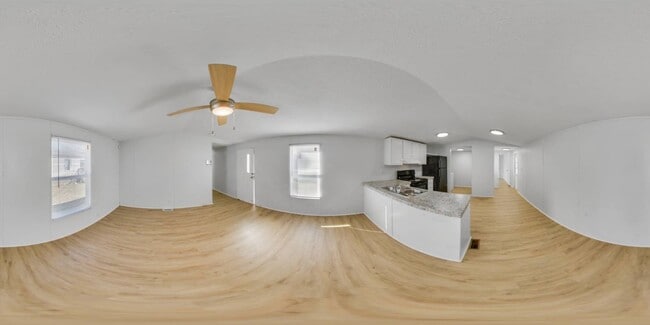 Building Photo - 2611 Cattail Cir