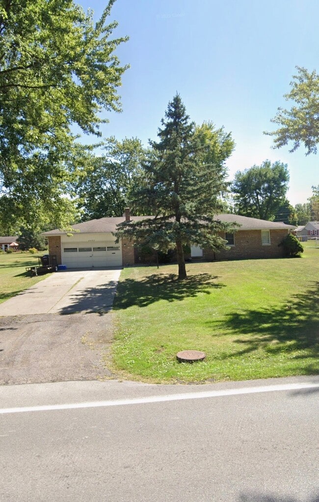 Building Photo - 2477 W Elm St