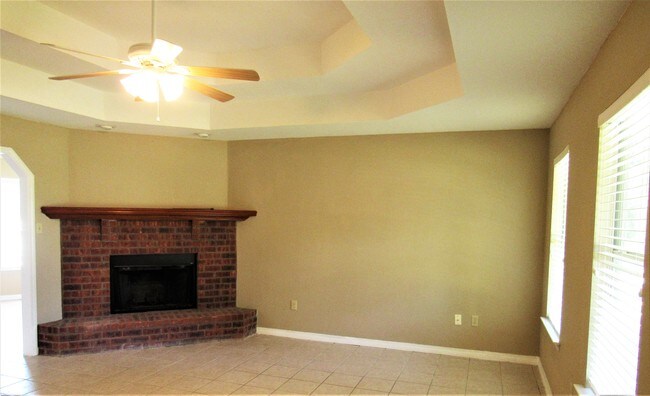 Living room - 1700 Lake Mars Ave