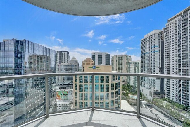 Building Photo - 100 E Las Olas Blvd