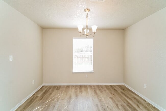 Building Photo - 5410 Chase Canyon